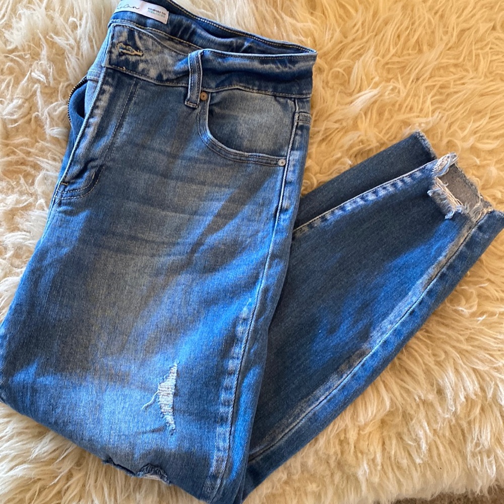 Kancan Distressed Jeans
